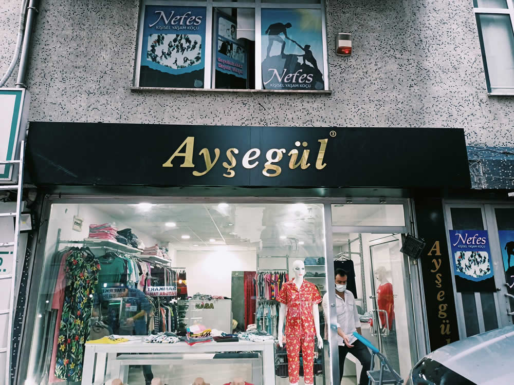 Işıksız Tabela